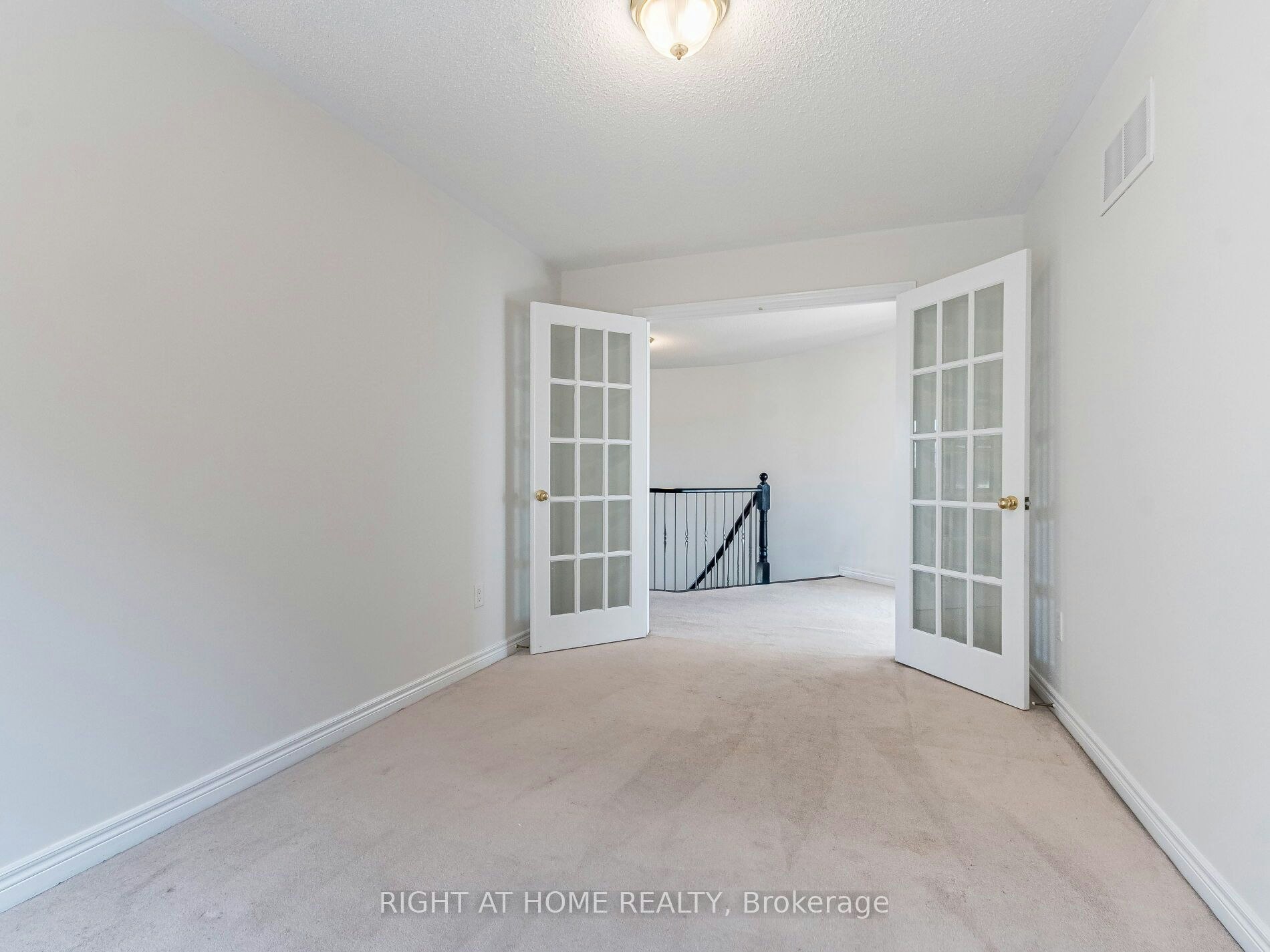 5441 Valhalla Crescent, Mississauga, ON, L5M 0K5 - 39