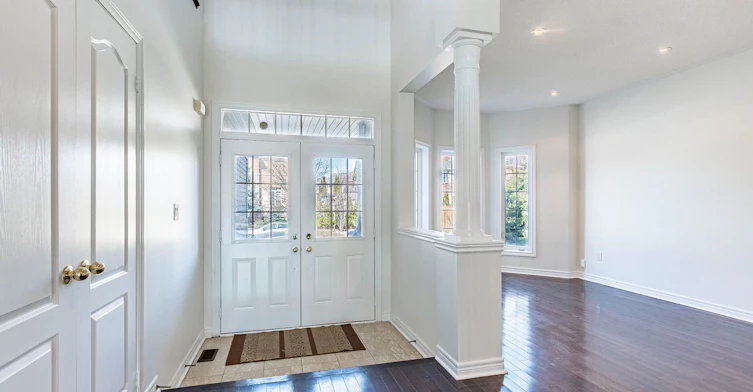 5441 Valhalla Crescent, Mississauga, ON, L5M 0K5 - 4