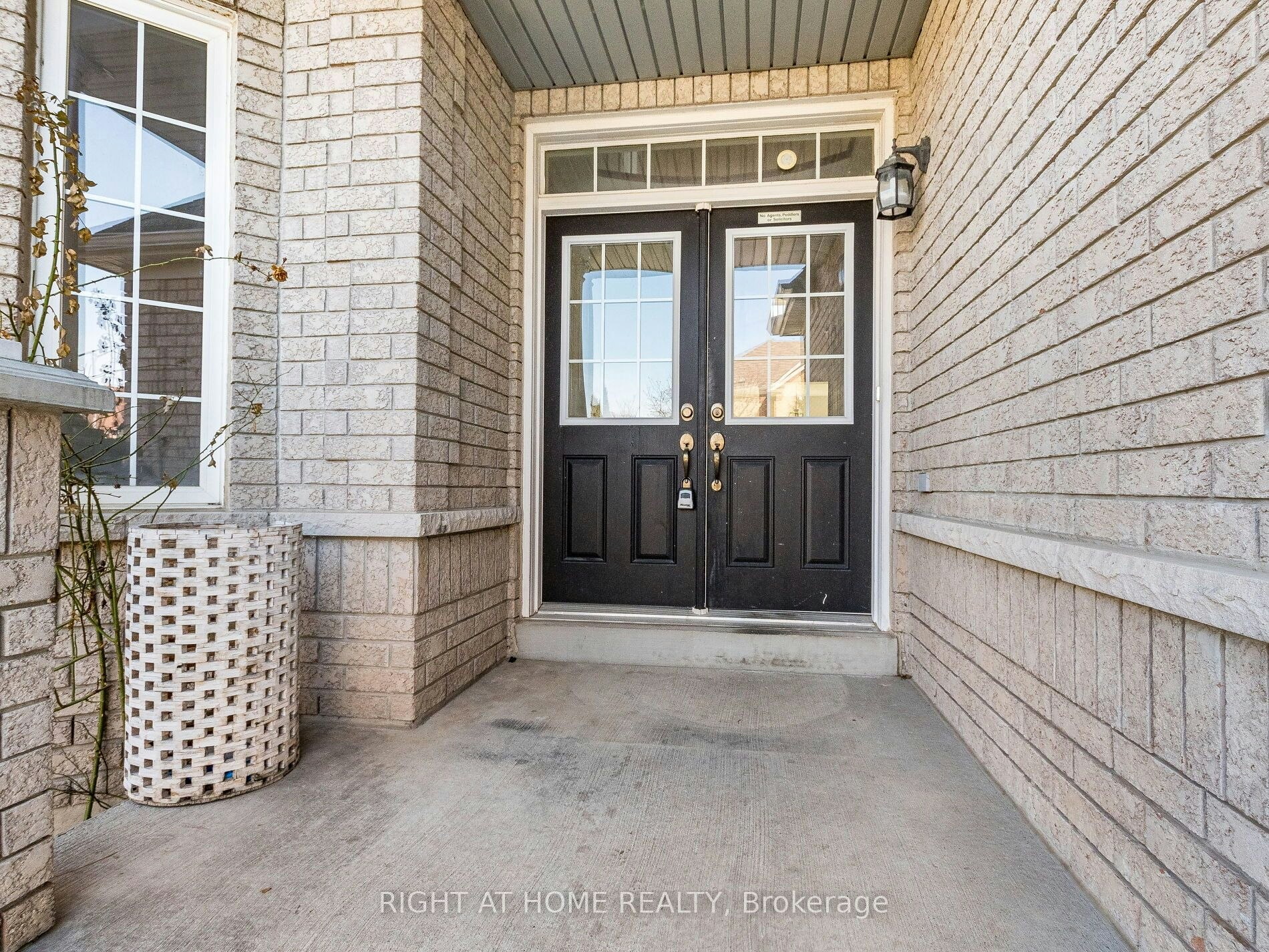 5441 Valhalla Crescent, Mississauga, ON, L5M 0K5 - 2