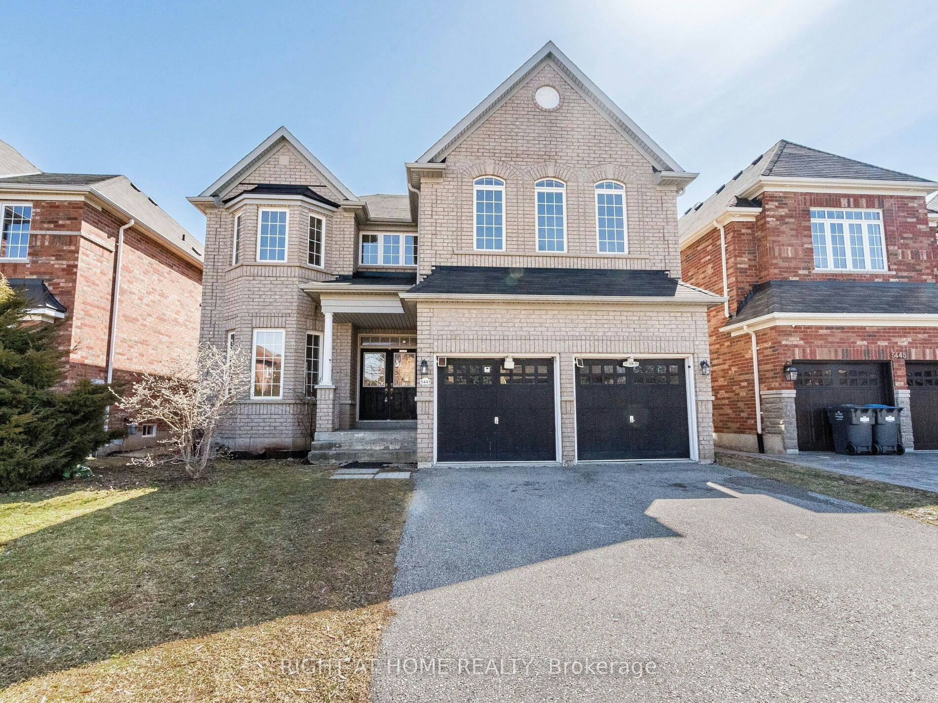 5441 Valhalla Crescent, Mississauga, ON, L5M 0K5