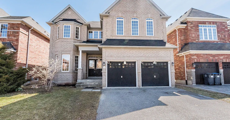 5441 Valhalla Crescent, Mississauga, ON, L5M 0K5