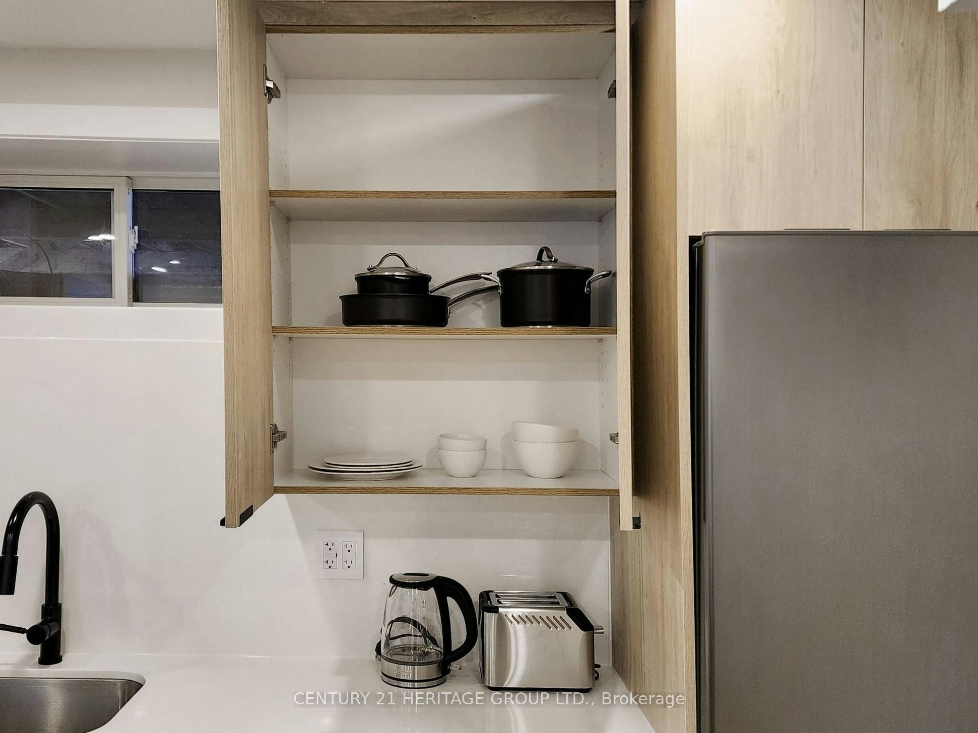 Lower Unit-30 Struthers Street, Toronto, ON, M8V 1Y1 - 6