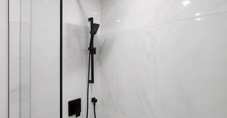 Lower Unit-30 Struthers Street, Toronto, ON, M8V 1Y1 - 10