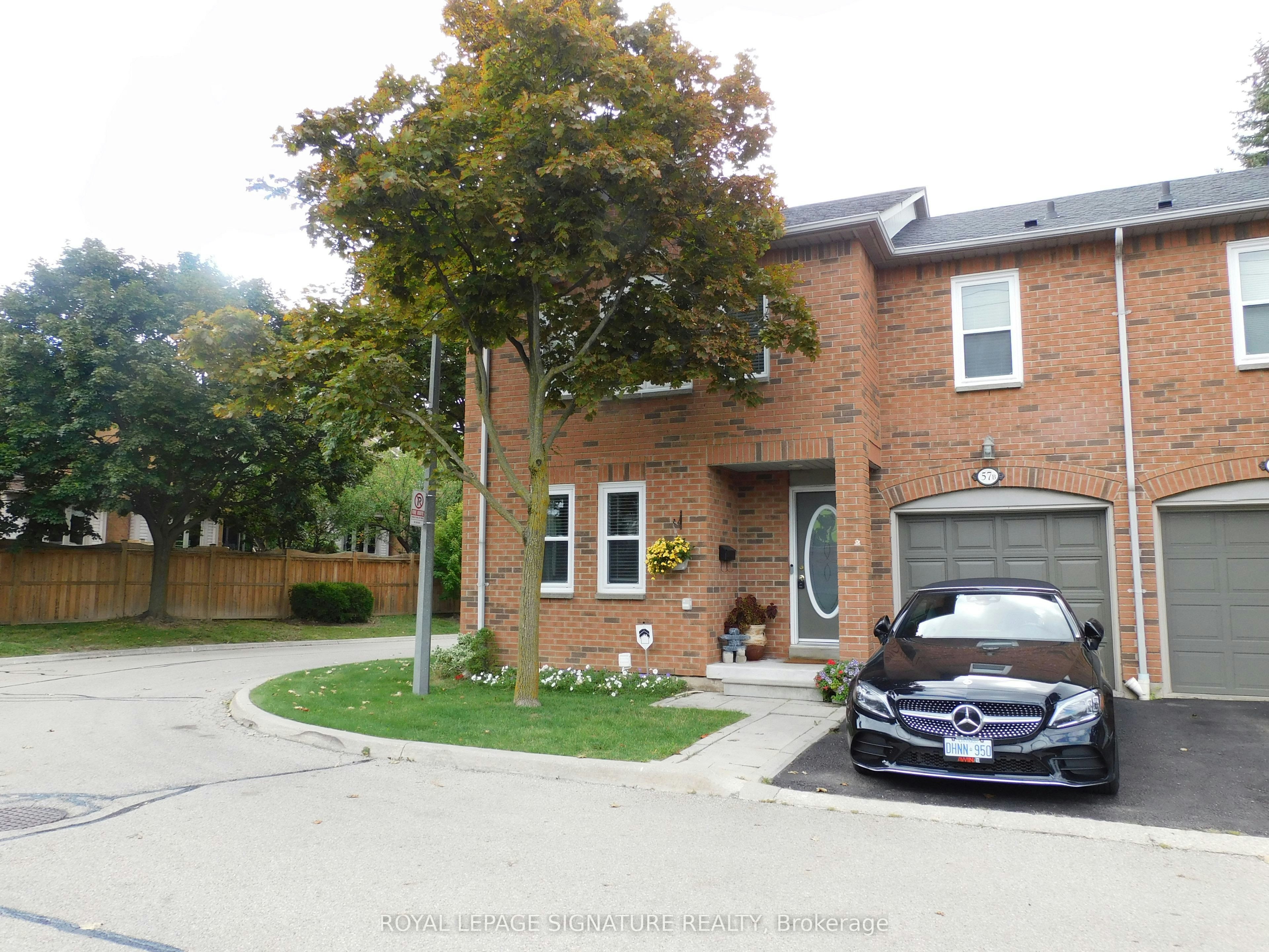 57B-5865 Dalebrook Crescent, Mississauga, ON, L5M 5X1