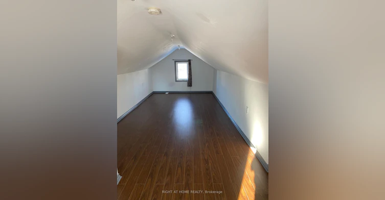 271 Queen Street, Brampton, ON, L6W 2C2 - 20