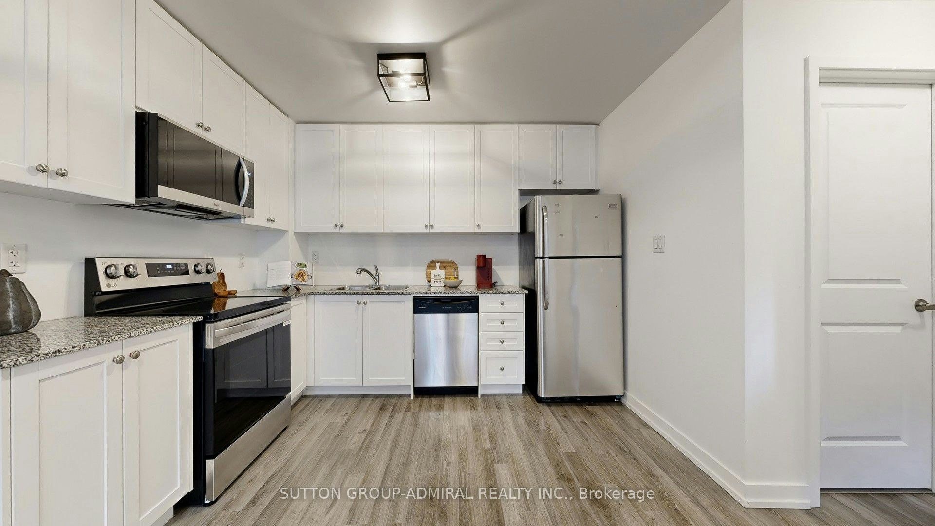1B-867 Wilson Avenue, Toronto, ON, M3K 0A4 - 11
