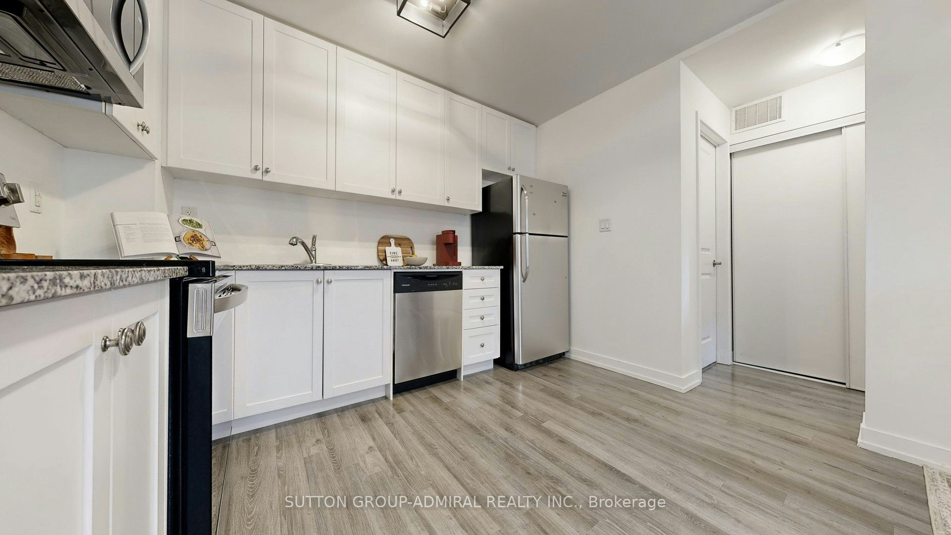 1B-867 Wilson Avenue, Toronto, ON, M3K 0A4 - 10