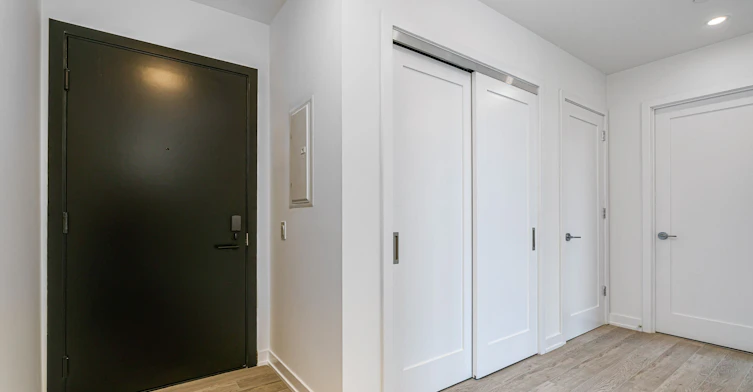 509-2946 Dundas Street W, Toronto, ON, M6P 1Y8 - 4