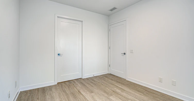 408-2946 Dundas Street W, Toronto, ON, M6P 1Y8 - 13