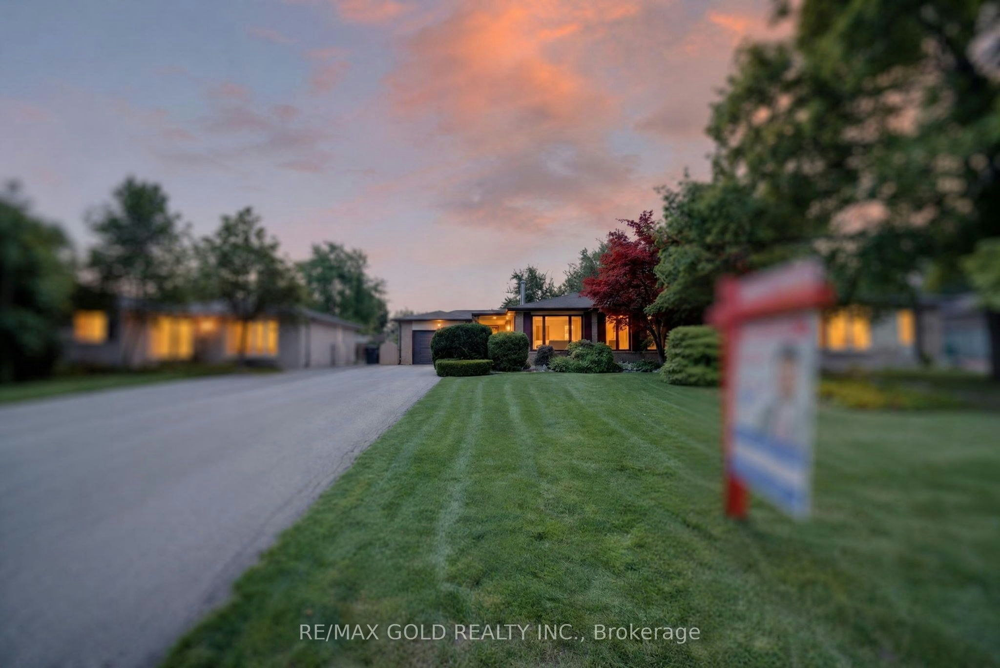 25 Drayton Crescent, Brampton, ON, L6T 3G6