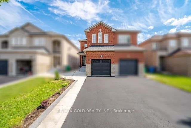 7334 Lowville Heights, Mississauga, ON, L5N 8L4
