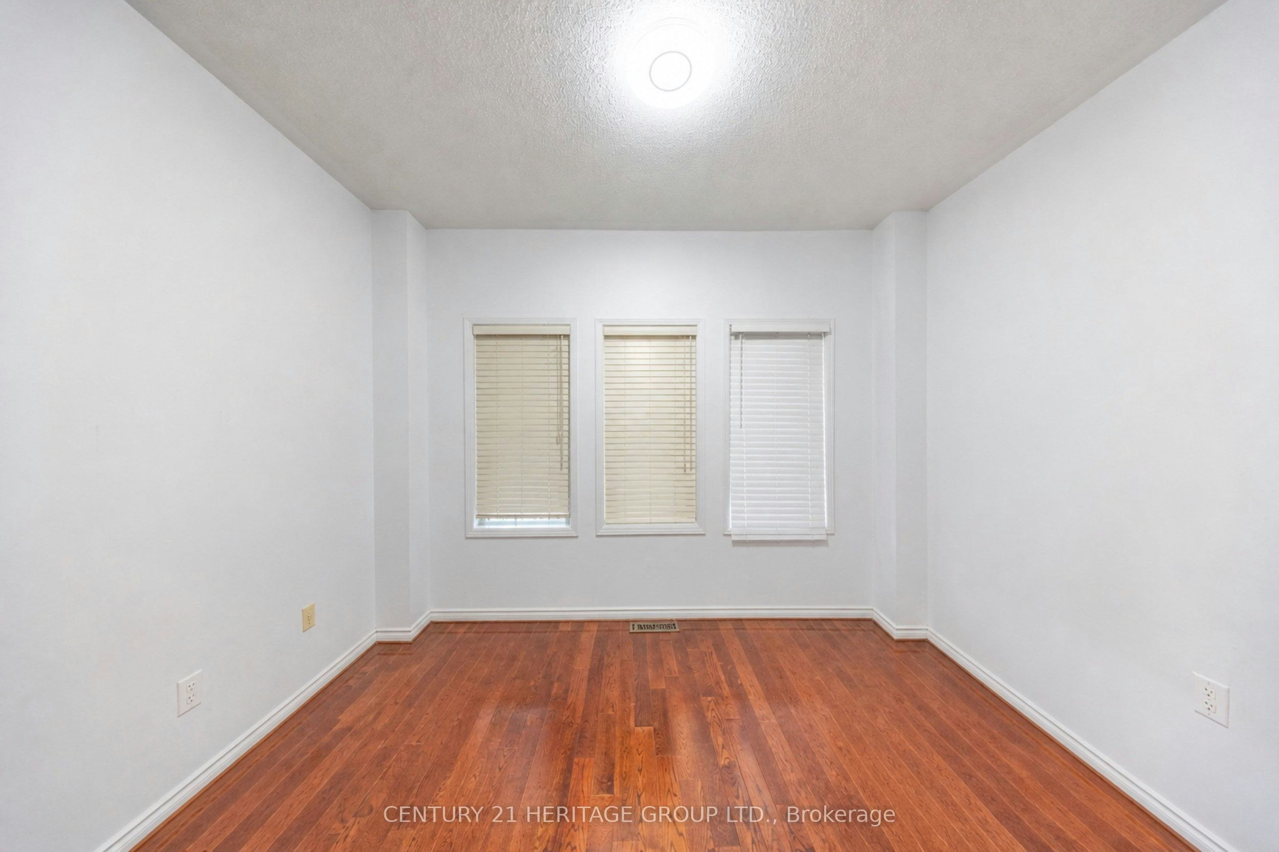 Main & 2nd-92 Edenbrook Hill Drive, Brampton, ON, L7A 2N7 - 4