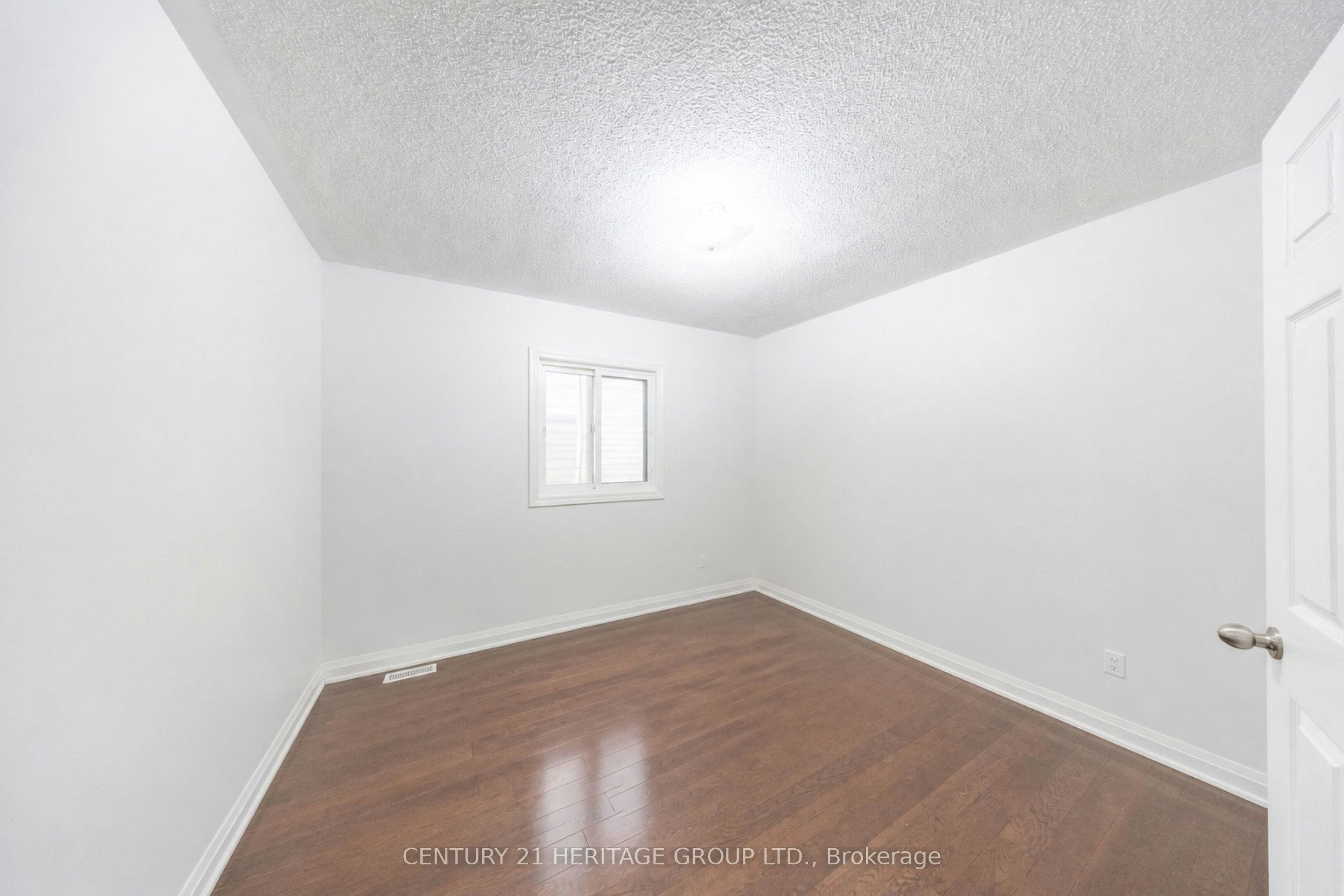 Main & 2nd-92 Edenbrook Hill Drive, Brampton, ON, L7A 2N7 - 21