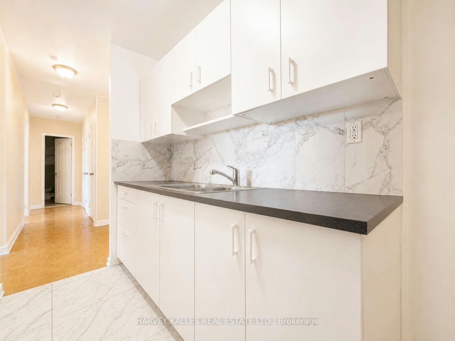 305-80 Blackfriar Avenue, Toronto, ON, M9R 3S9 - 6