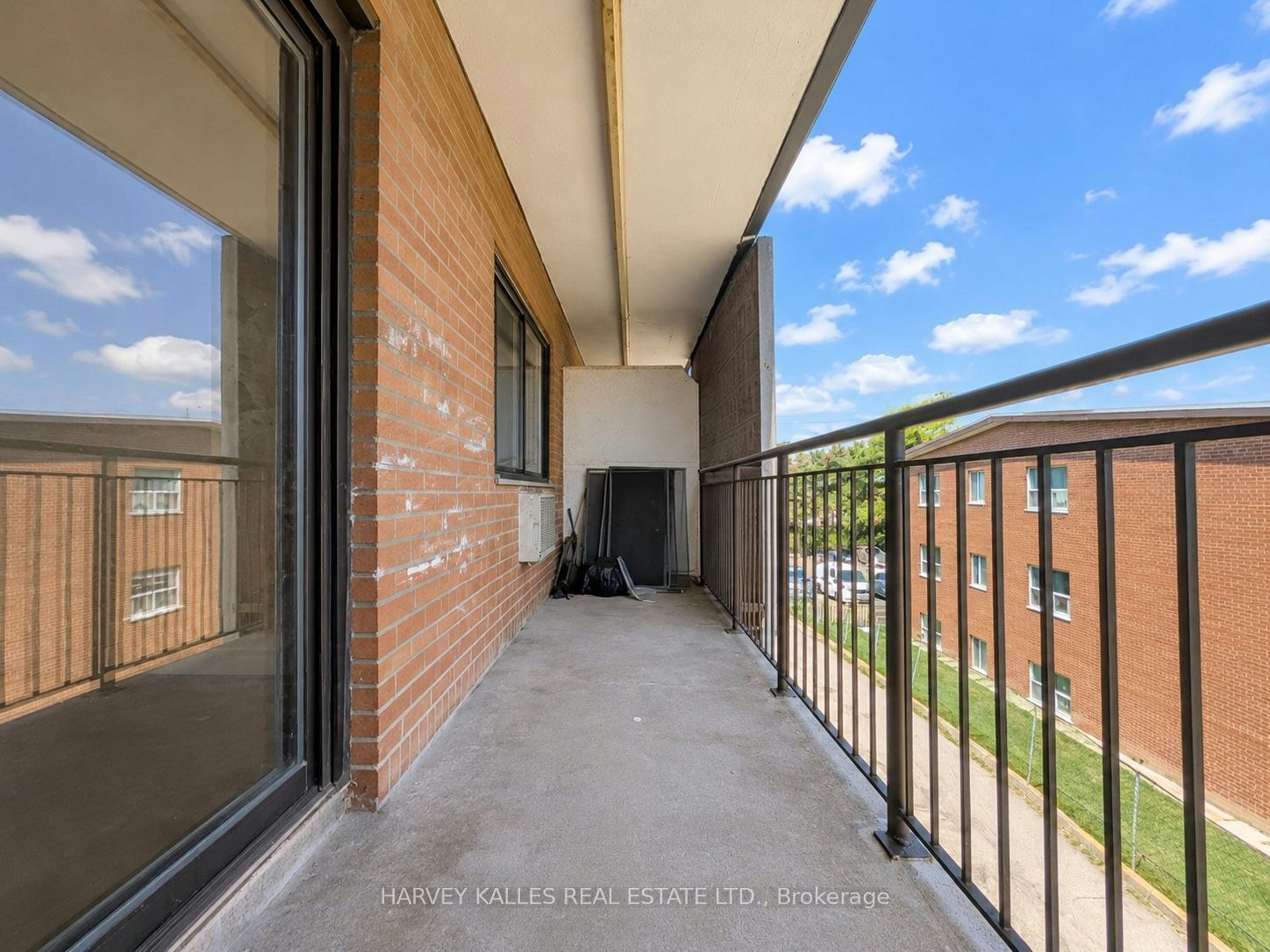 305-80 Blackfriar Avenue, Toronto, ON, M9R 3S9 - 22