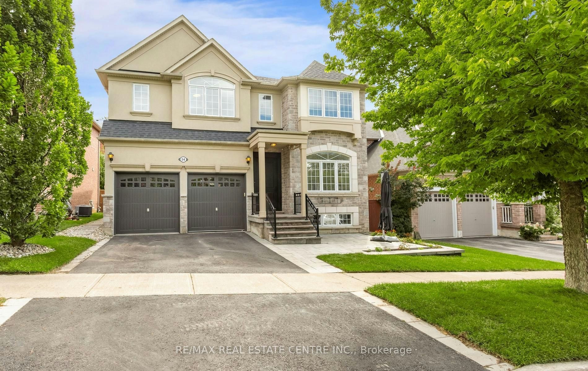 54 Apple Blossom Crescent, Halton Hills, ON, L7G 6L5