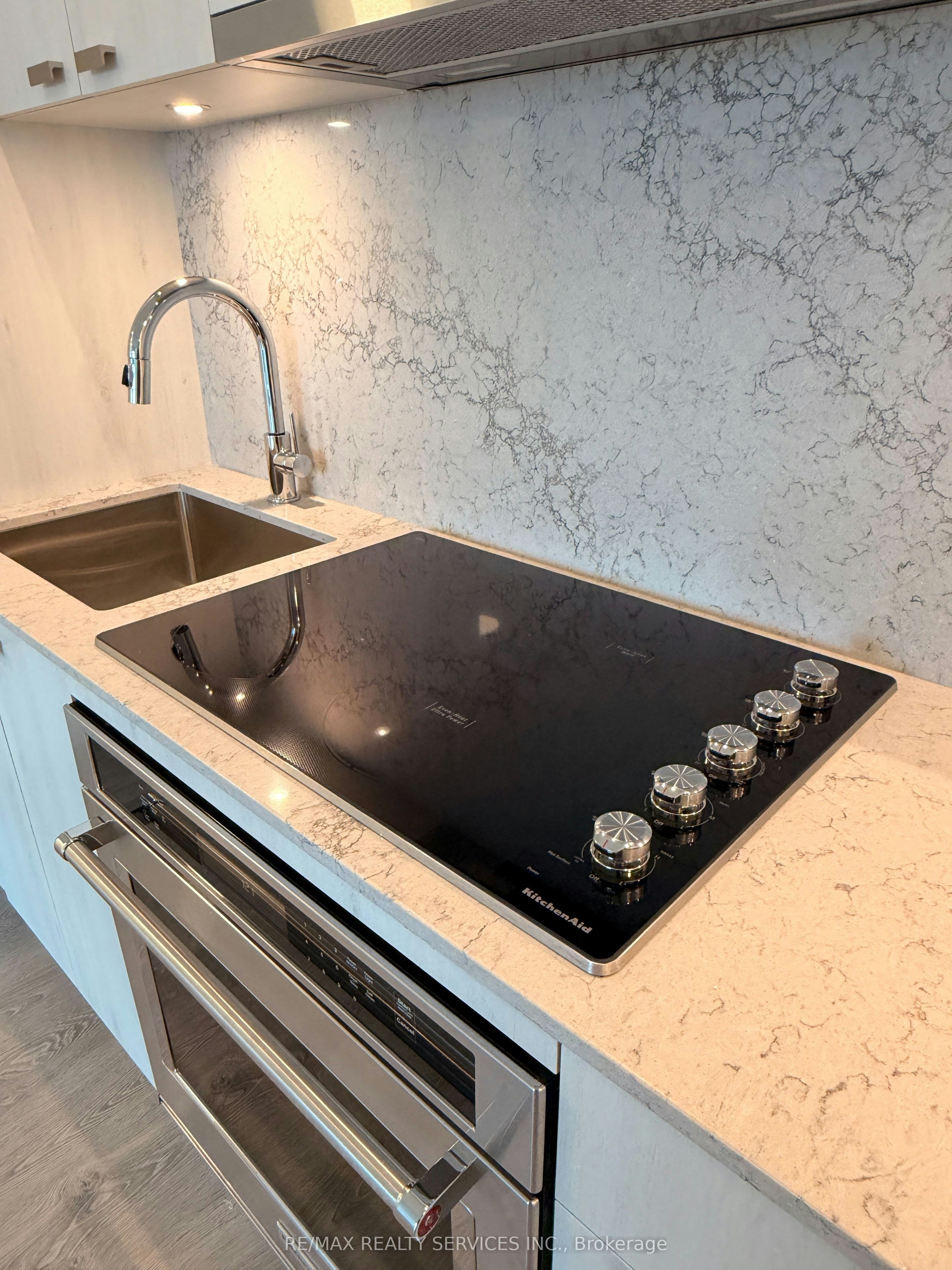 434-858 Dupont Street, Toronto, ON, N6G 0C1 - 14