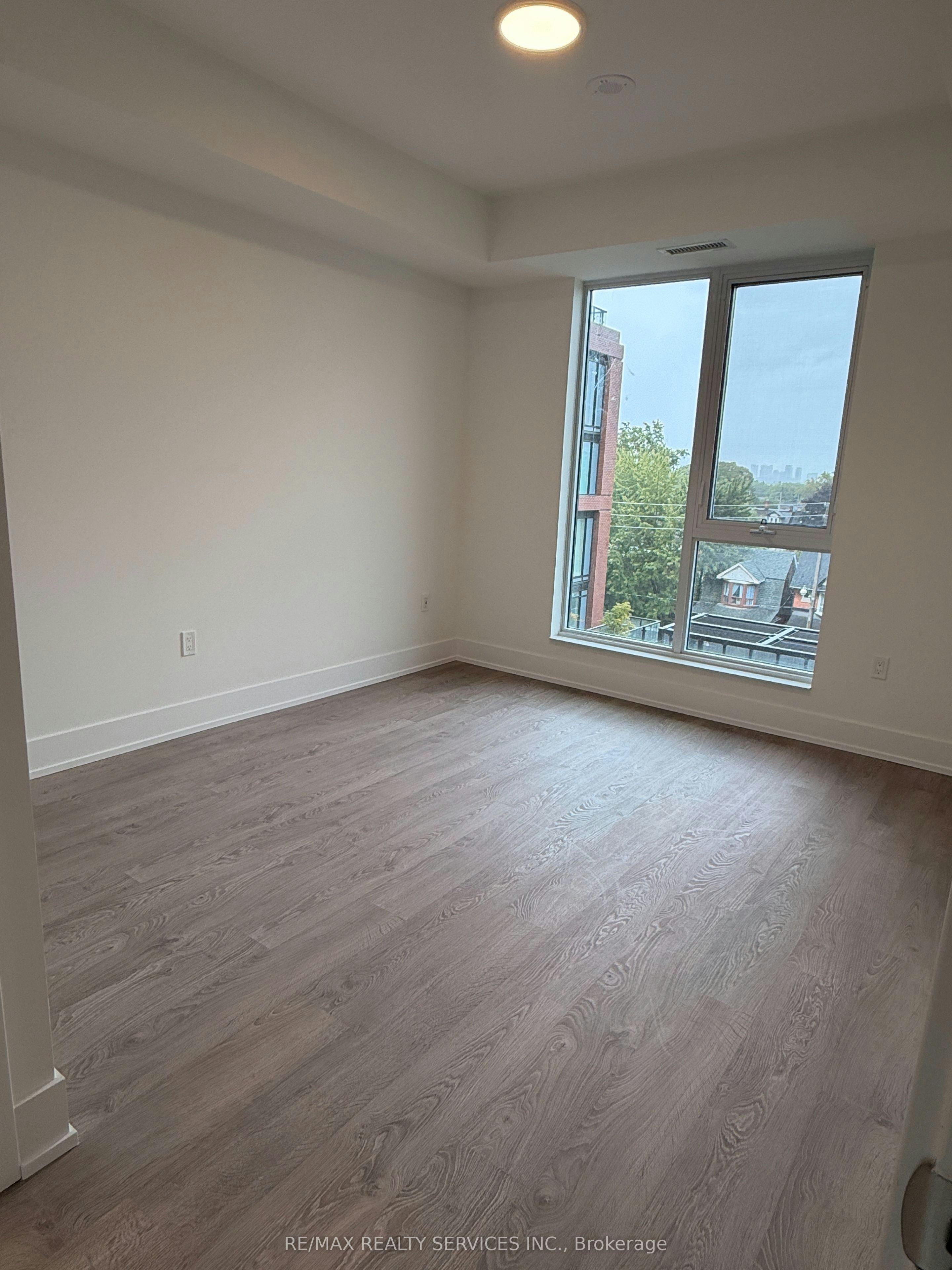 434-858 Dupont Street, Toronto, ON, N6G 0C1 - 16