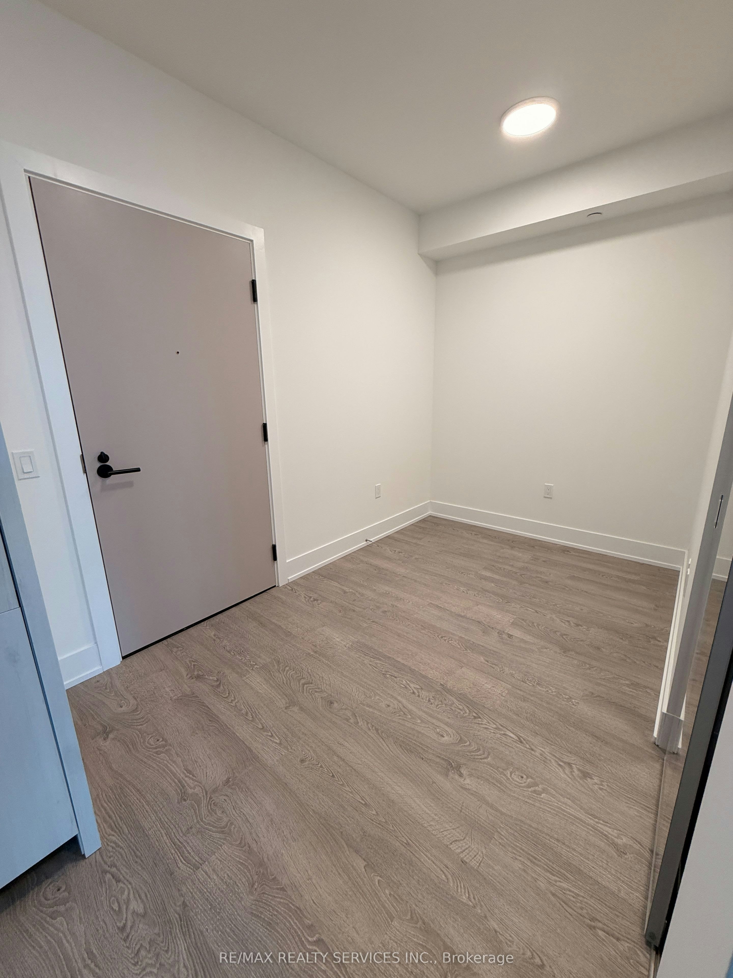 434-858 Dupont Street, Toronto, ON, N6G 0C1 - 11