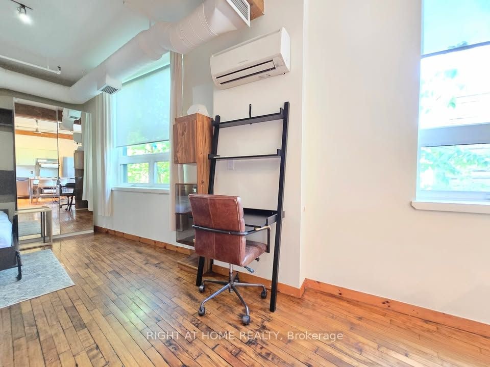 12-121 Prescott Avenue, Toronto, ON, M6N 3G8 - 11