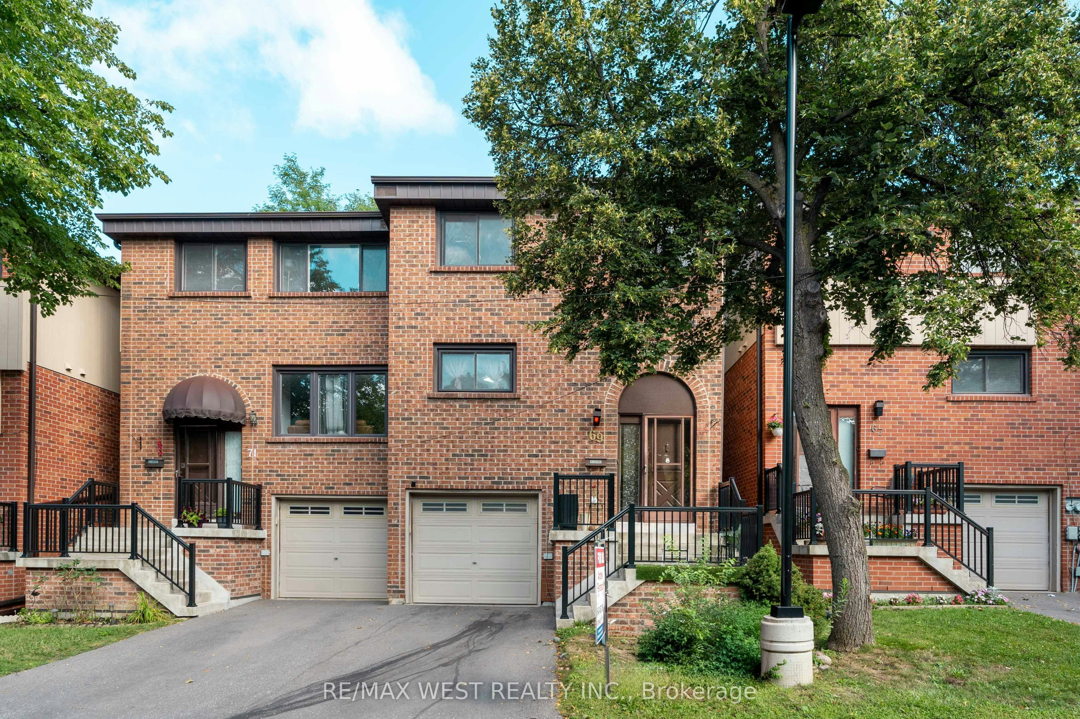 37-69 Maple Branch Path, Toronto, ON, M9P 3T4