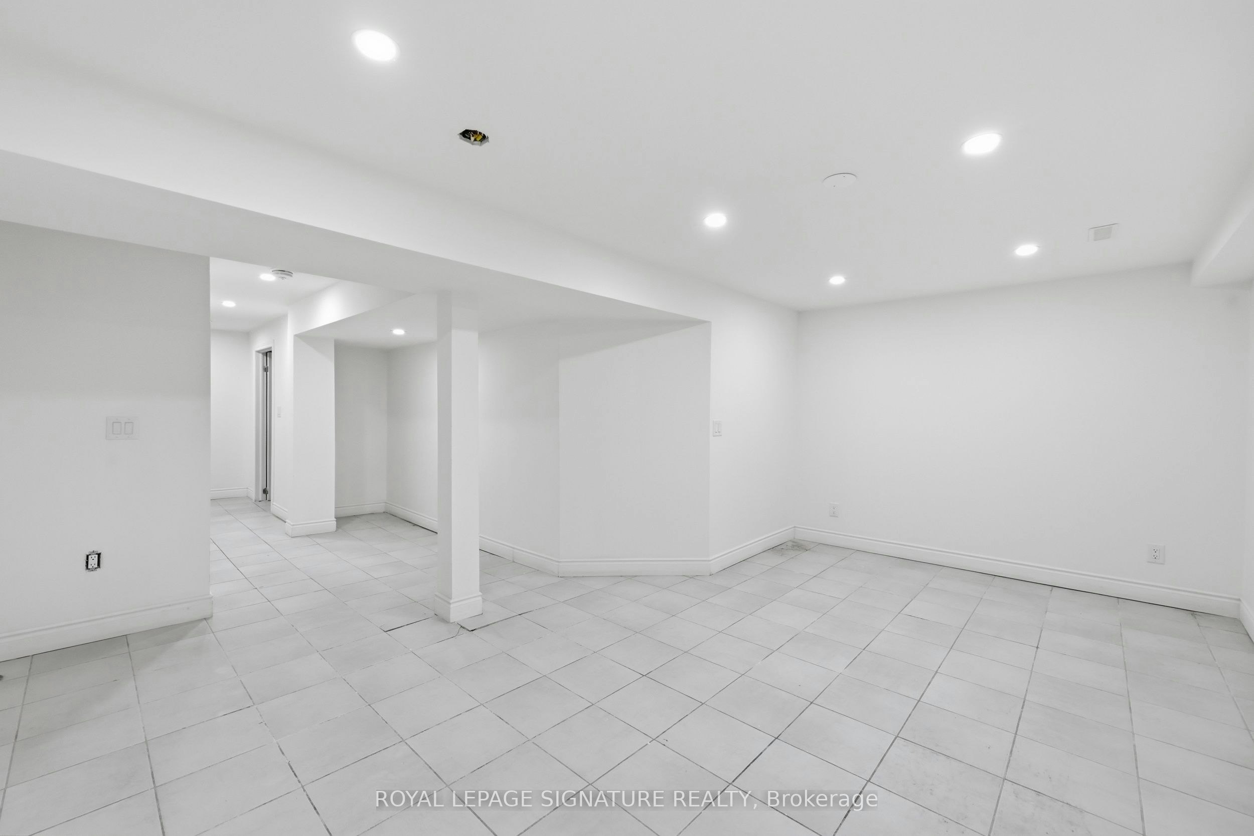 94-1020 Central Park Drive, Brampton, ON, L6S 3J5 - 23