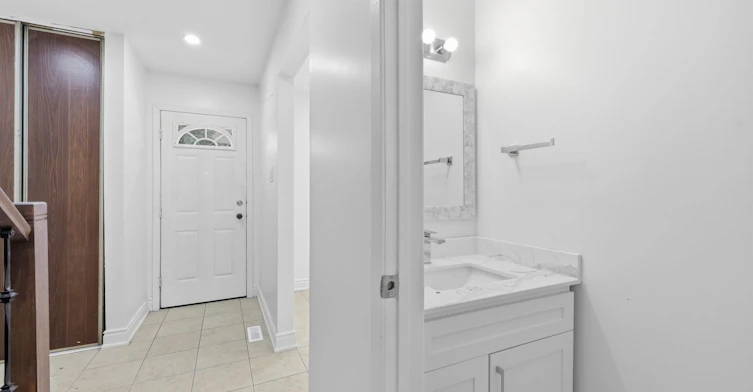 94-1020 Central Park Drive, Brampton, ON, L6S 3J5 - 7