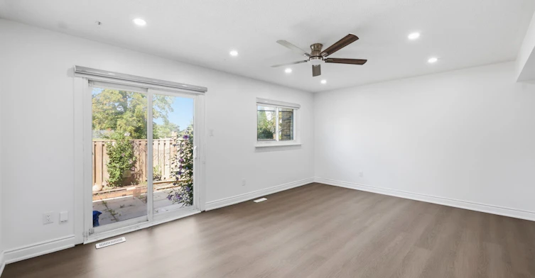 94-1020 Central Park Drive, Brampton, ON, L6S 3J5 - 11