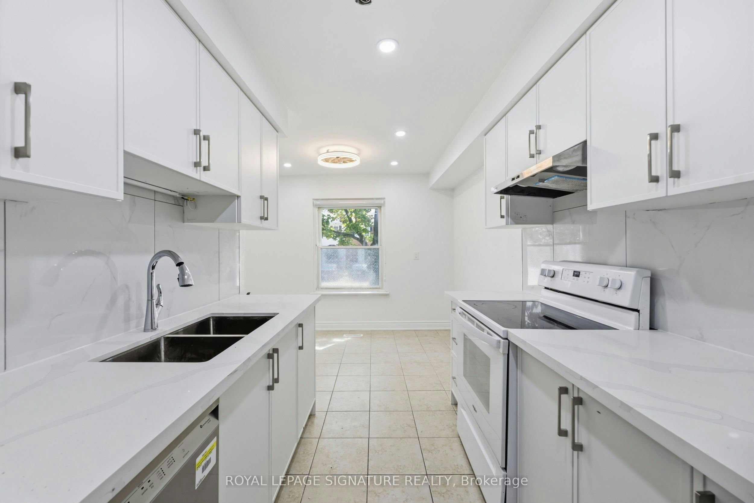 94-1020 Central Park Drive, Brampton, ON, L6S 3J5 - 10