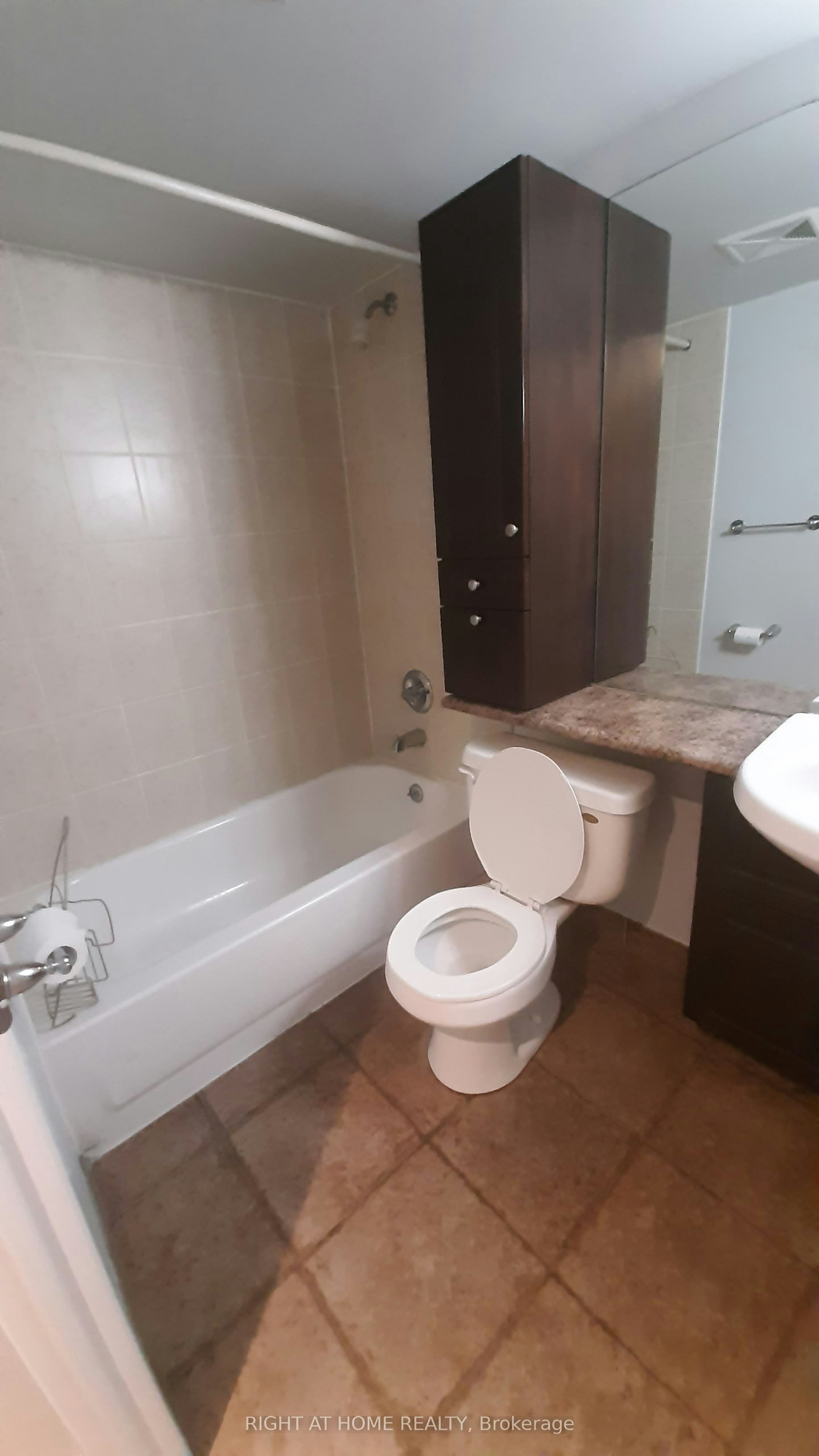 1040 The Queensway N/A, Toronto, ON, M8Z 0A7 - 15