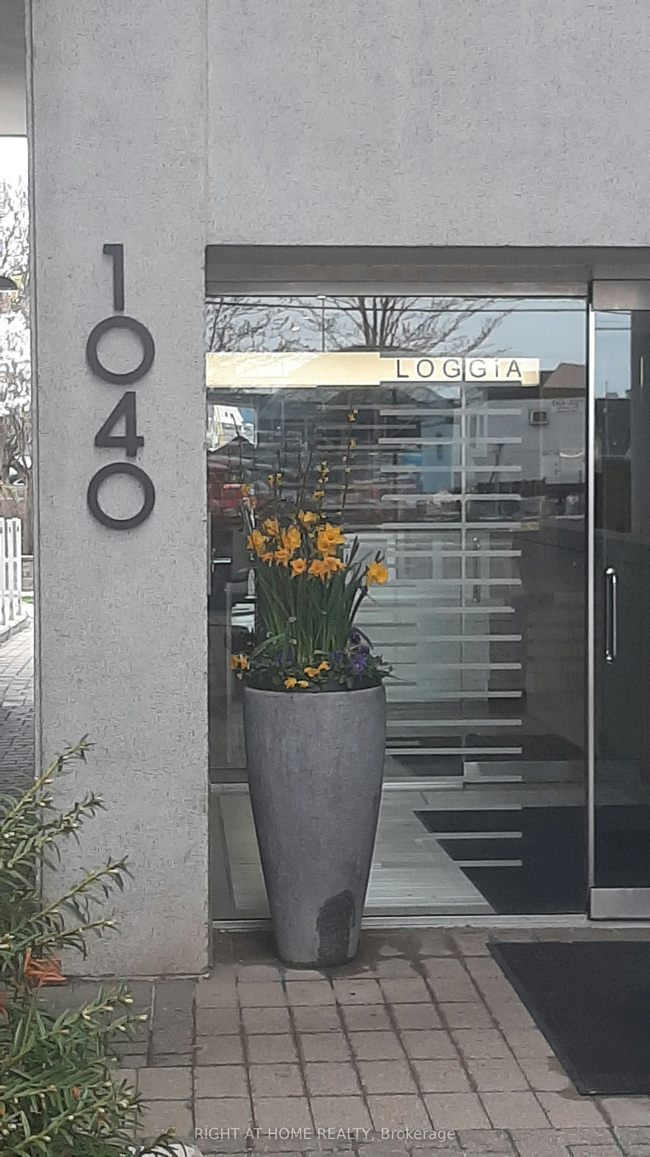 1040 The Queensway N/A, Toronto, ON, M8Z 0A7