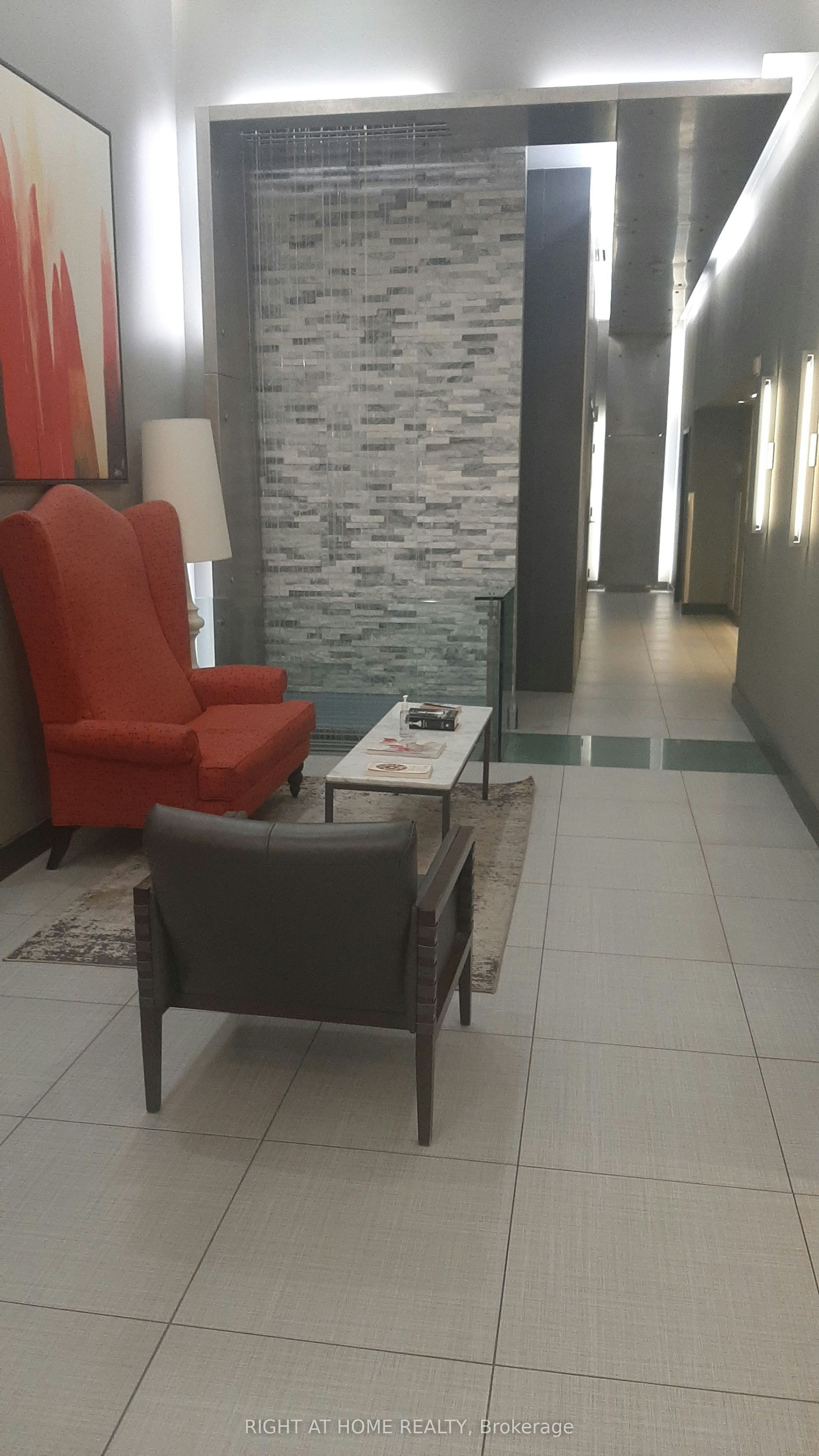1040 The Queensway N/A, Toronto, ON, M8Z 0A7 - 2