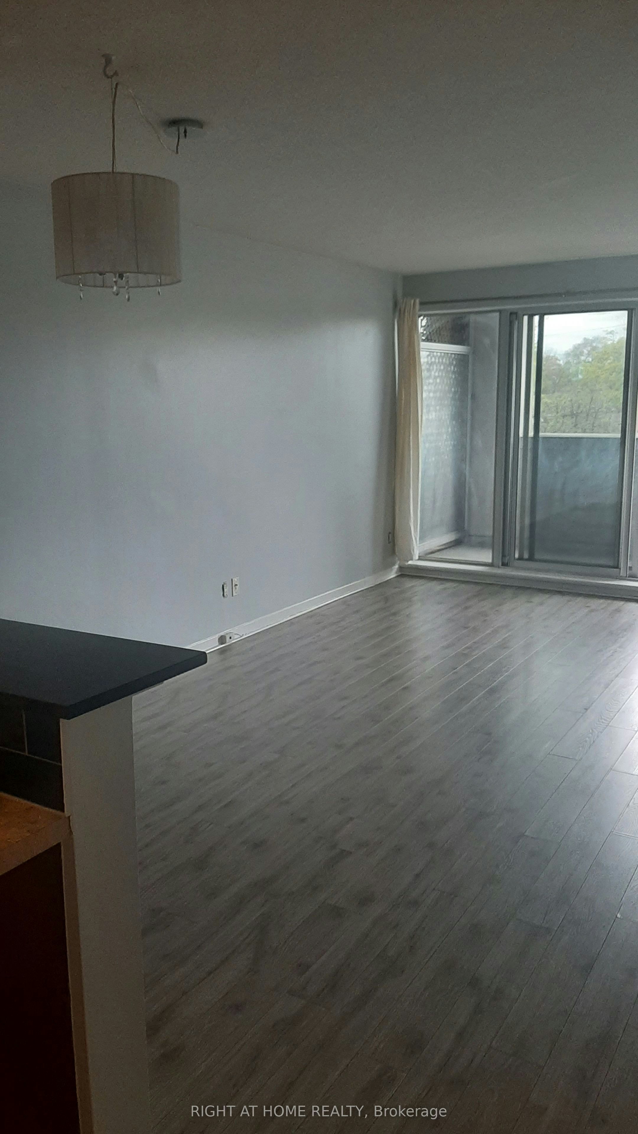 1040 The Queensway N/A, Toronto, ON, M8Z 0A7 - 8