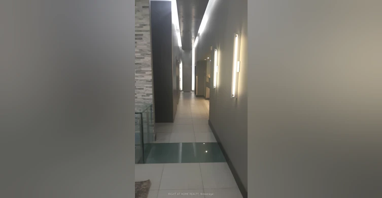1040 The Queensway N/A, Toronto, ON, M8Z 0A7 - 4