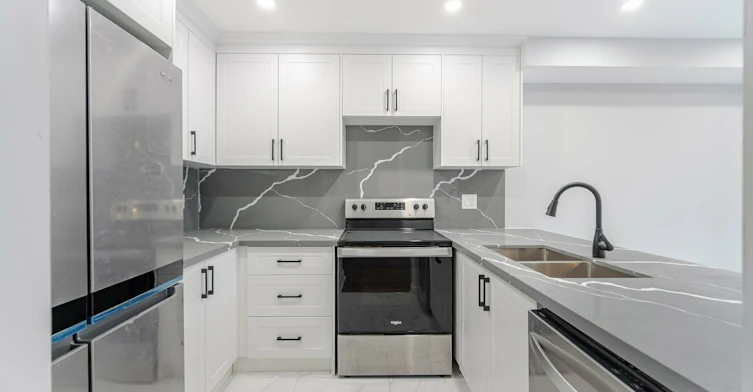 2340 Newcastle Crescent, Oakville, ON, L6M 4P6 - 12