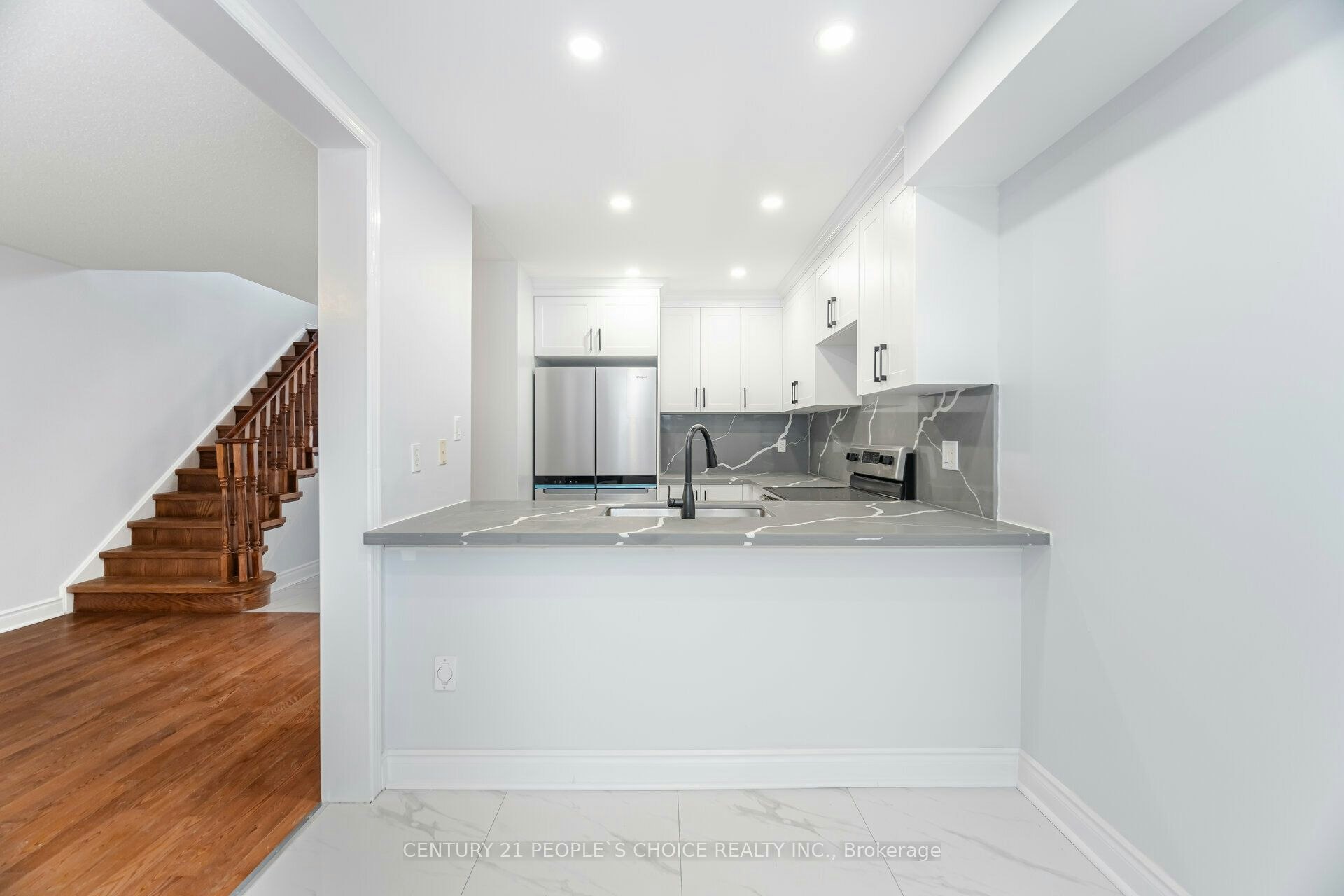 2340 Newcastle Crescent, Oakville, ON, L6M 4P6 - 11