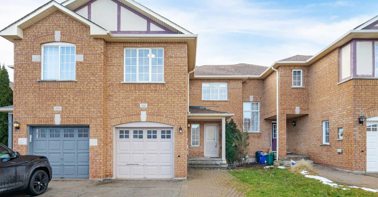 2340 Newcastle Crescent, Oakville, ON, L6M 4P6