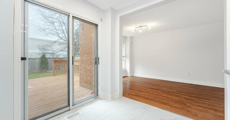 2340 Newcastle Crescent, Oakville, ON, L6M 4P6 - 10