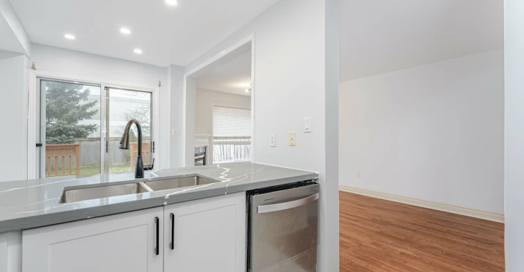 2340 Newcastle Crescent, Oakville, ON, L6M 4P6 - 13