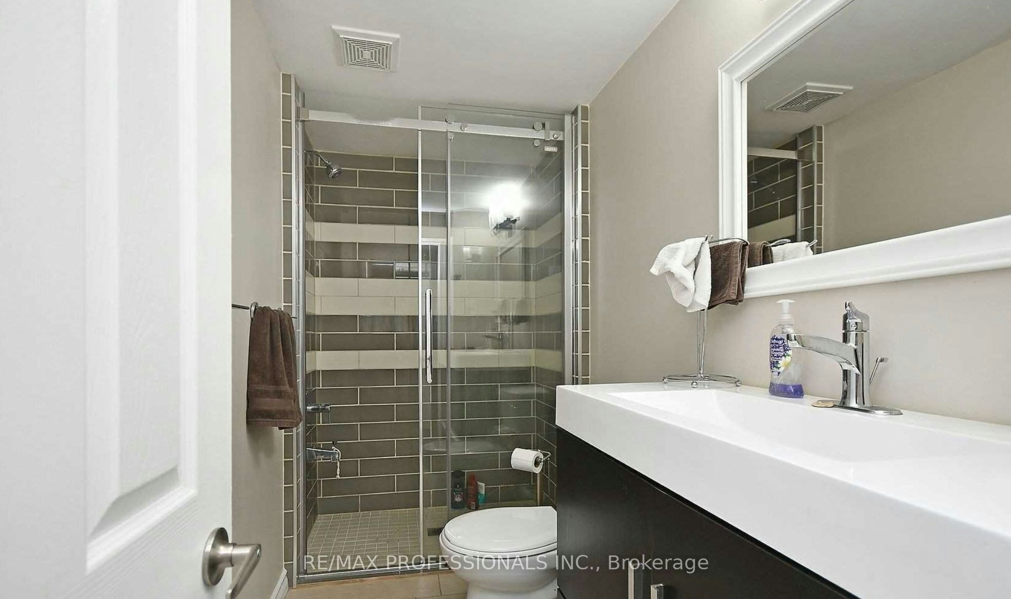 BSMT-1072 Alexandra Avenue, Mississauga, ON, L5E 1Z8 - 8