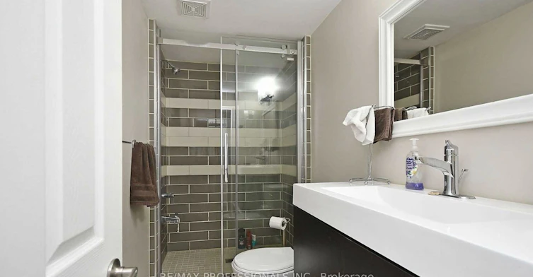 BSMT-1072 Alexandra Avenue, Mississauga, ON, L5E 1Z8 - 8