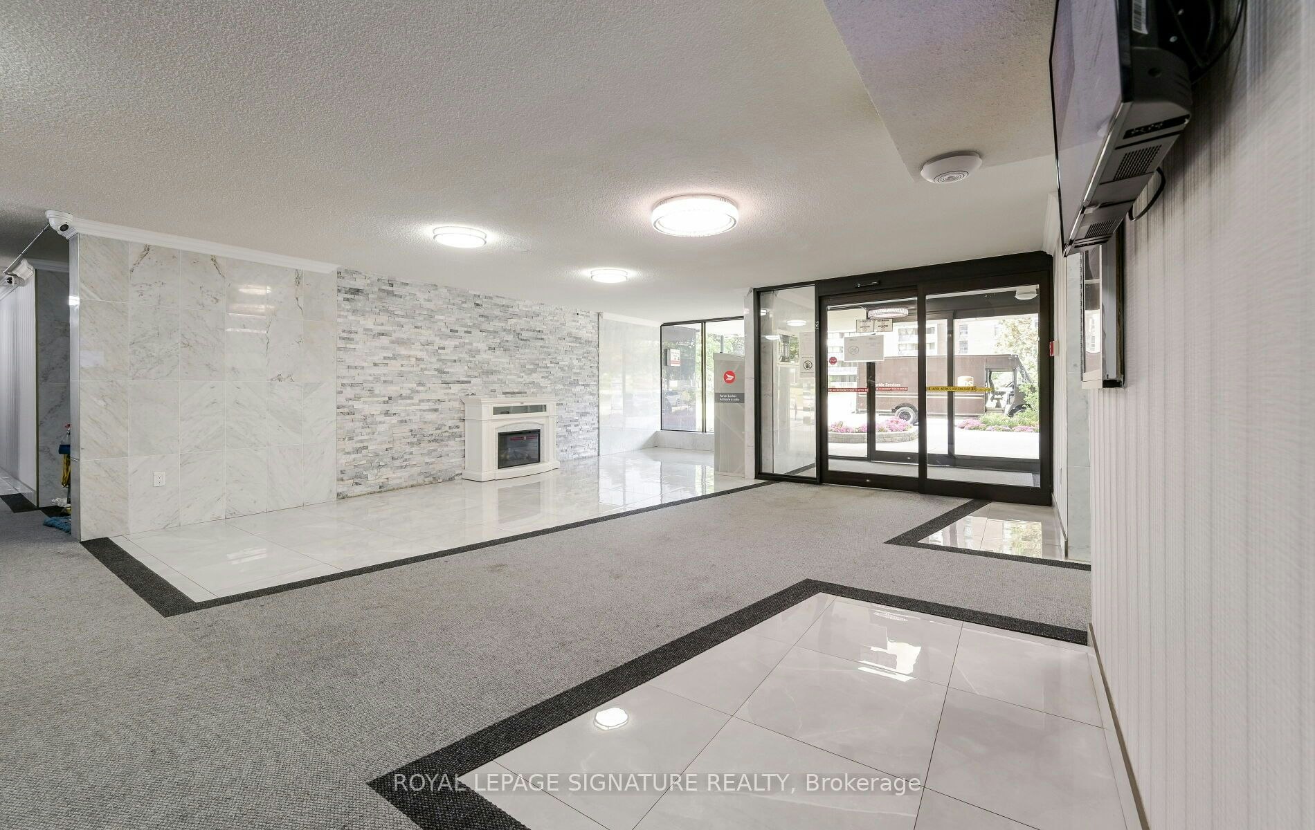801-4 Kings Cross Road, Brampton, ON, L6T 3X8 - 3