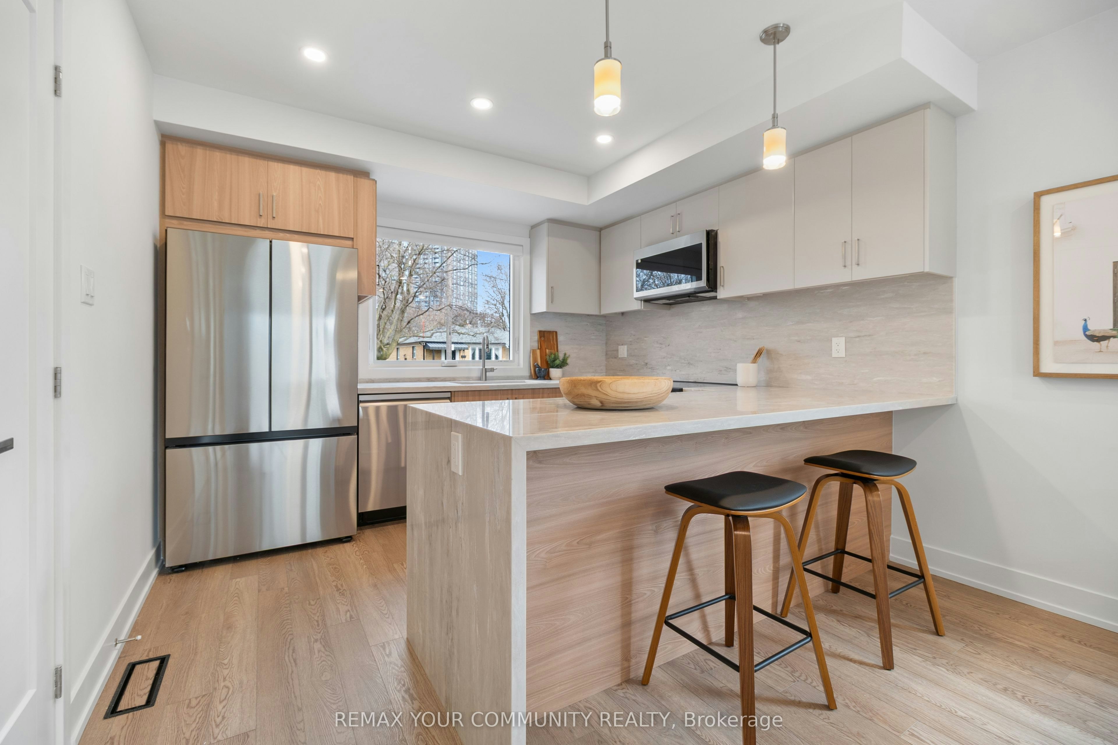 2-34 Poplar Avenue, Toronto, ON, M9B 3R4 - 9