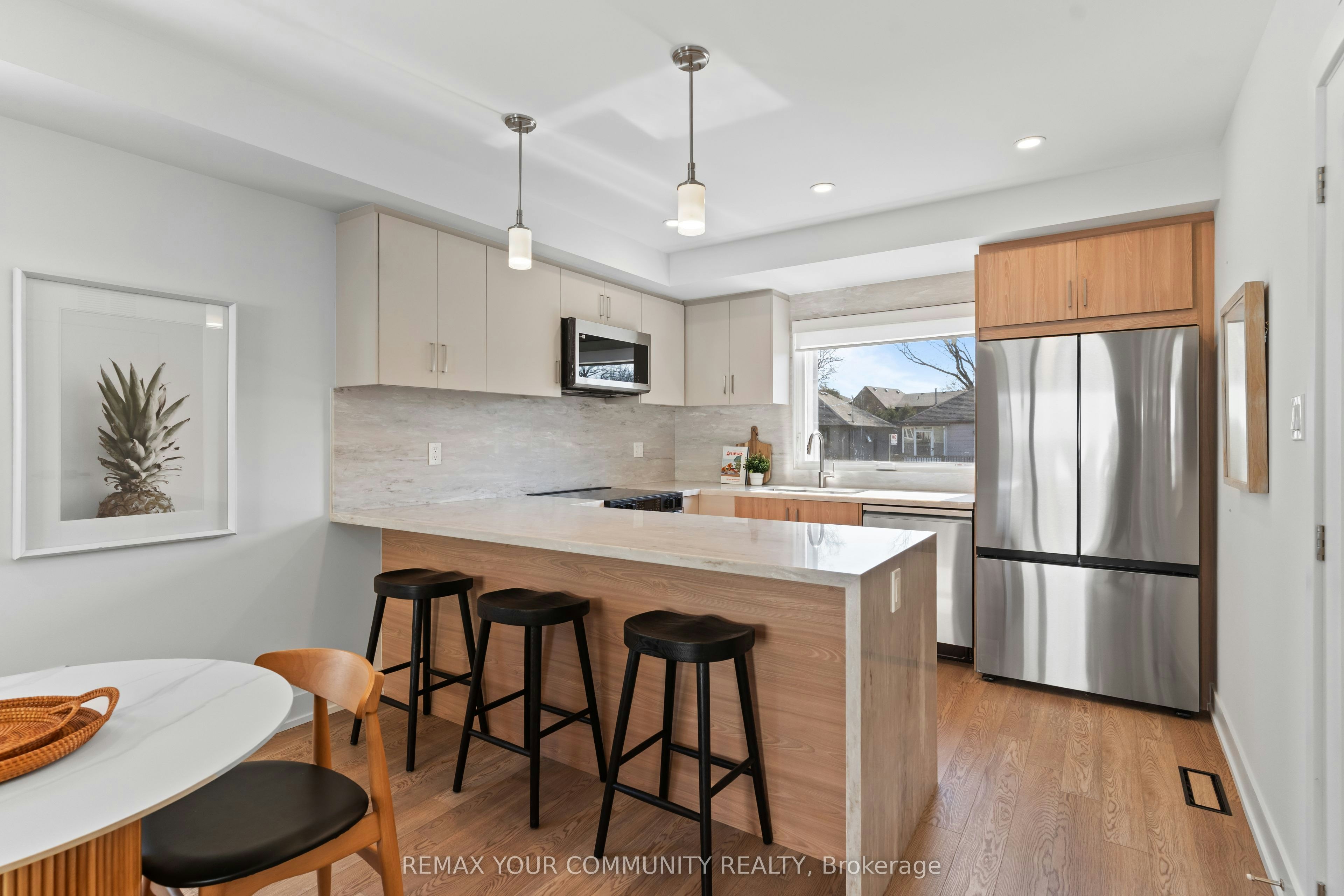 1-15 Acorn Avenue, Toronto, ON, M9B 3P7