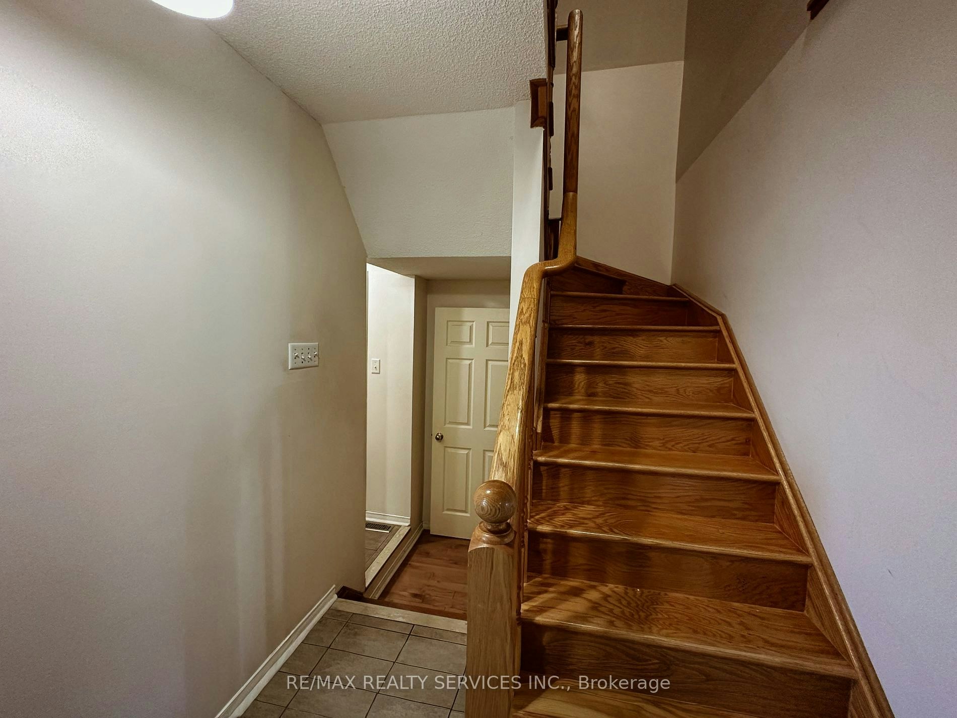 41 Sandyshores Drive, Brampton, ON, L6R 2H2 - 8