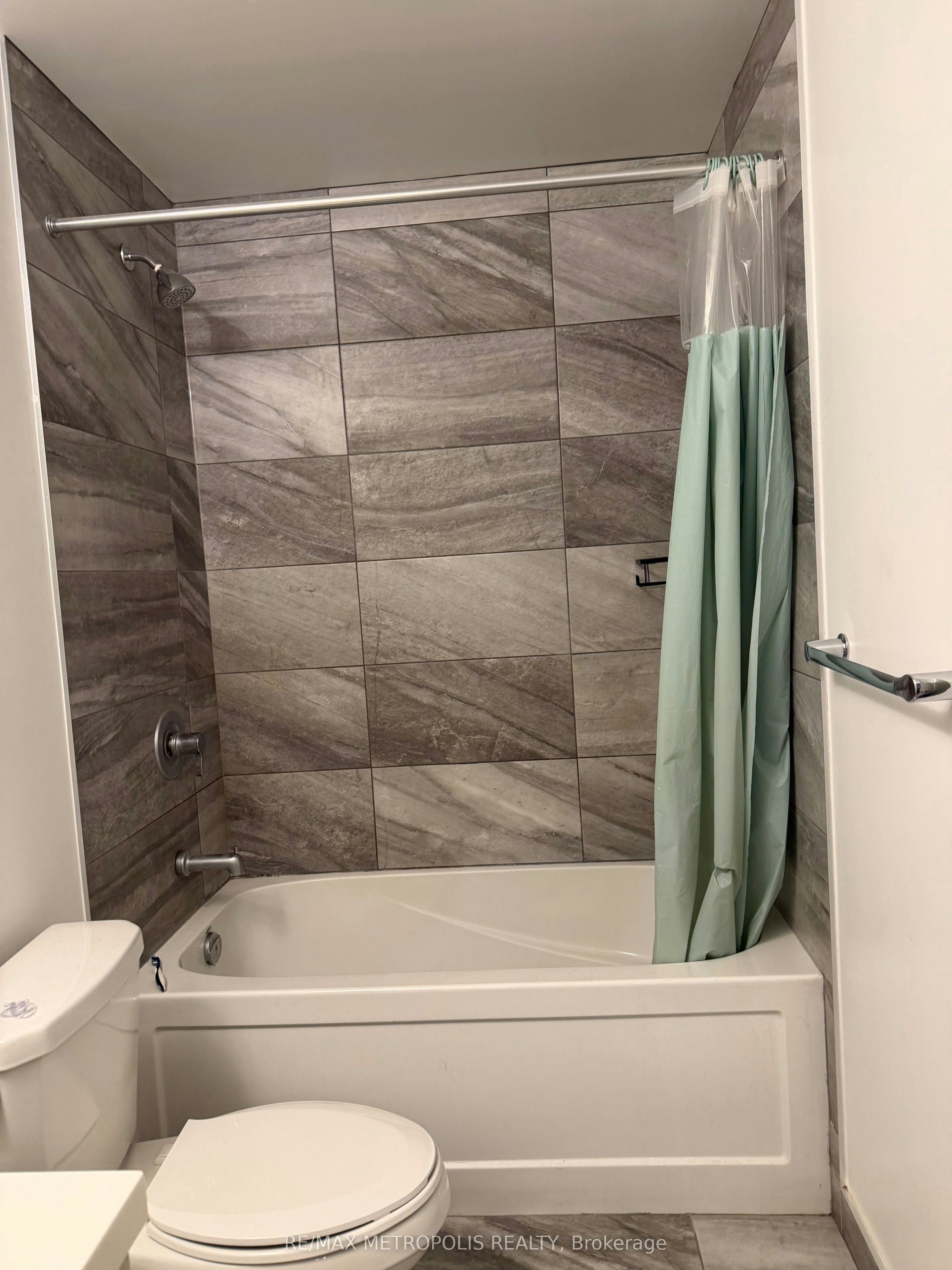 501-60 George Butchart Drive, Toronto, ON, M3K 0E1 - 12