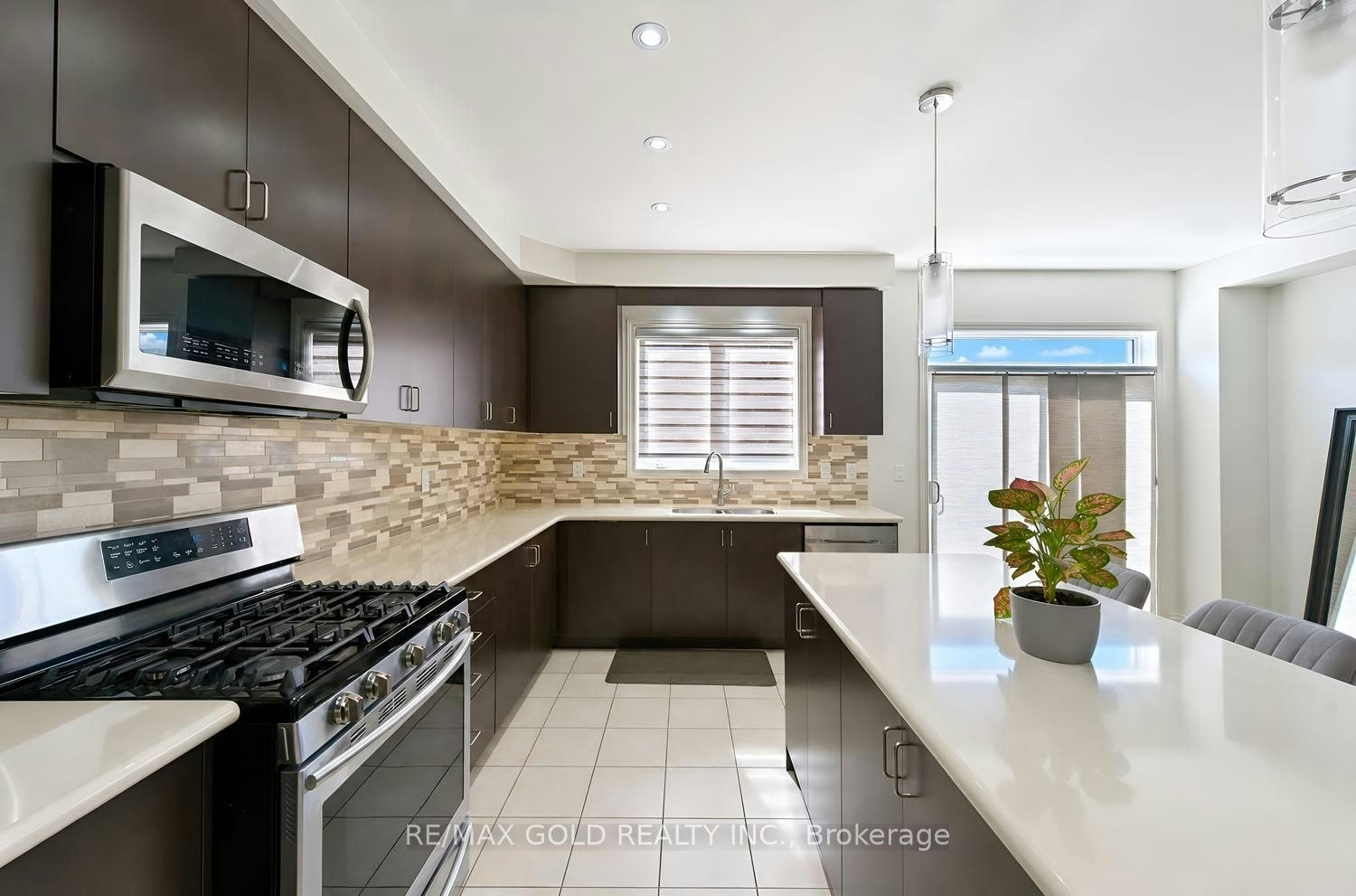116 Lesabre Crescent, Brampton, ON, L6P 0W4 - 10