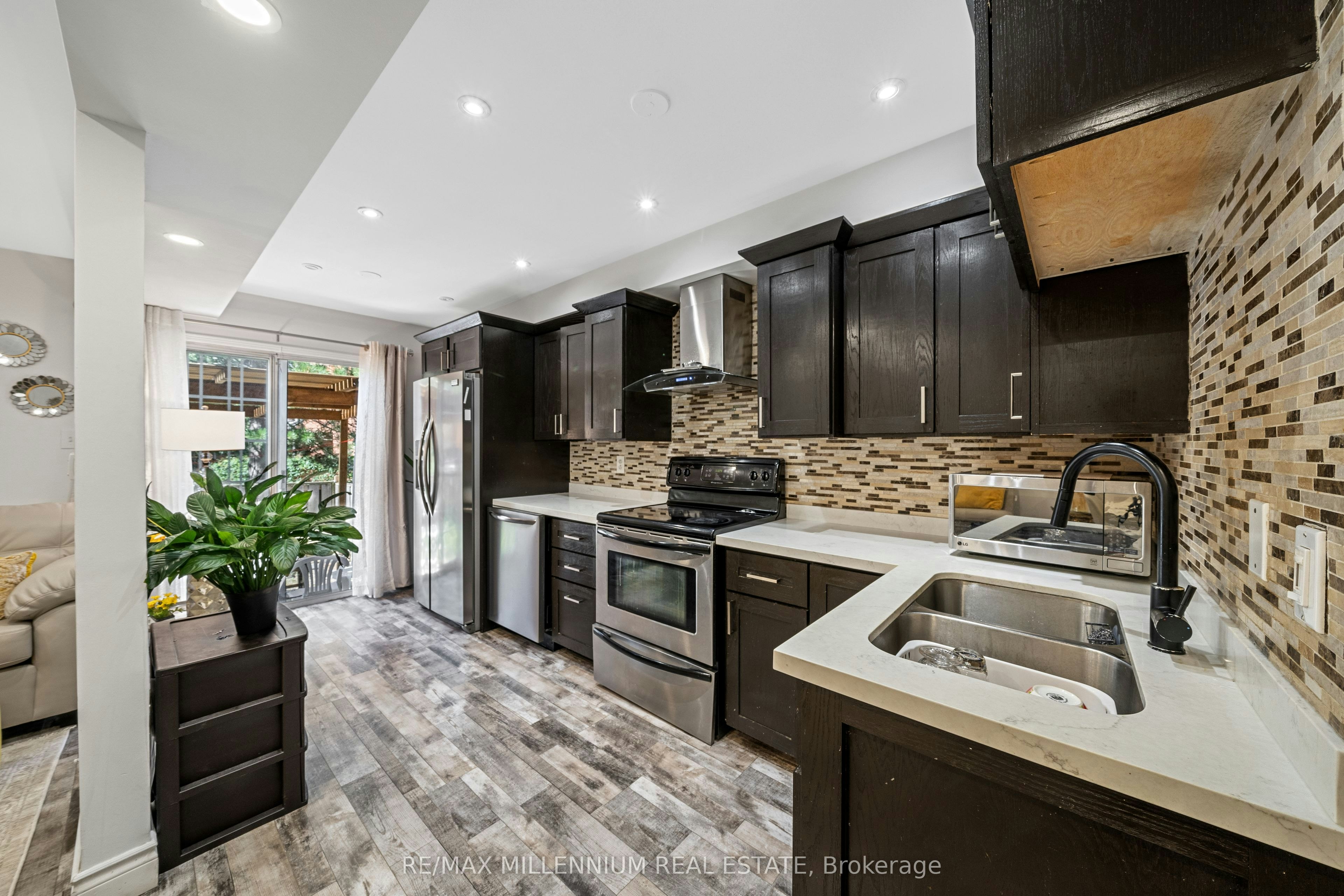 94-6950 Tenth Line W, Mississauga, ON, L5N 6Y1 - 13