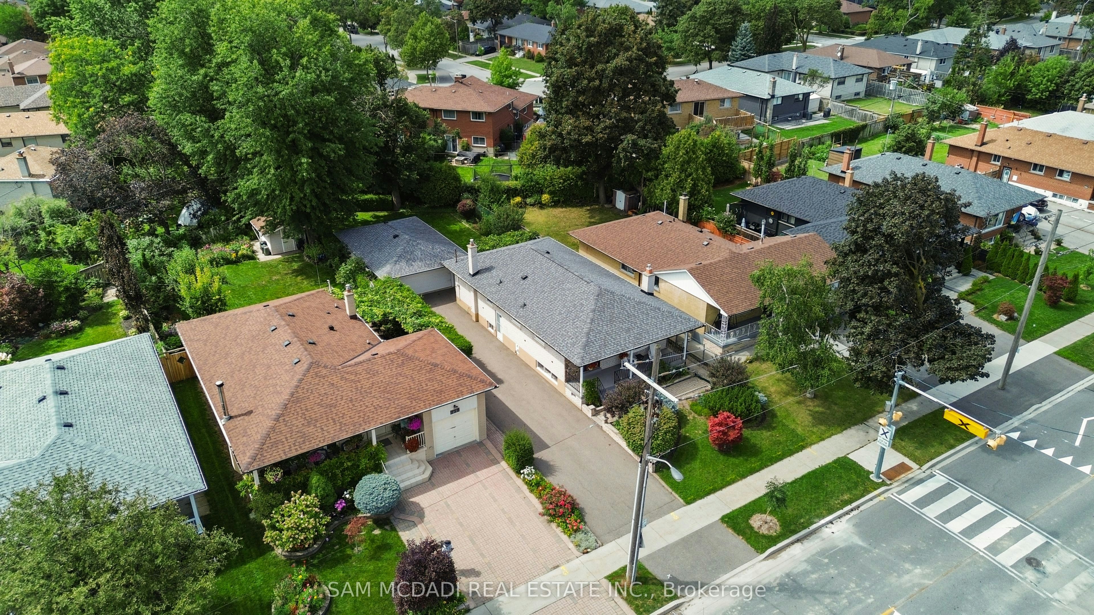 248 Wellesworth Drive, Toronto, ON, M9C 4S6