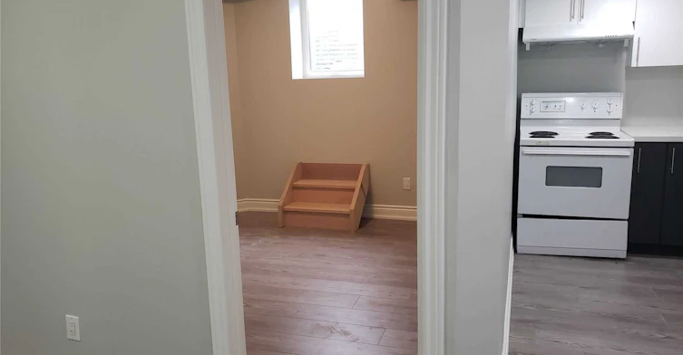 Bsmt-4375 Trail Blazer Way, Mississauga, ON, L5R 0C5 - 7